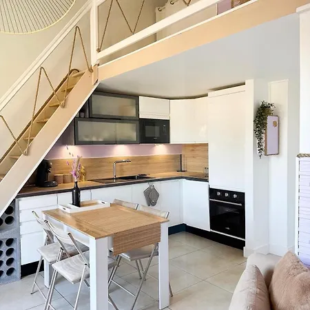 Appartement Lilas Climatisé Avec Balcon ,parking&piscine Agde