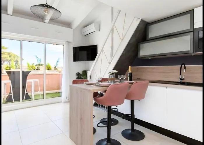 Apartmán Lilas Climatise Avec Balcon ,parking & Piscine