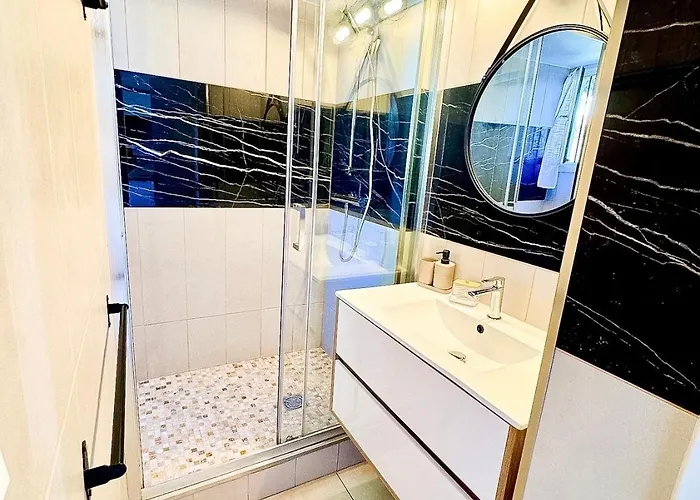 Apartamento Lilas Climatisé Avec Balcon ,parking&piscine Agde